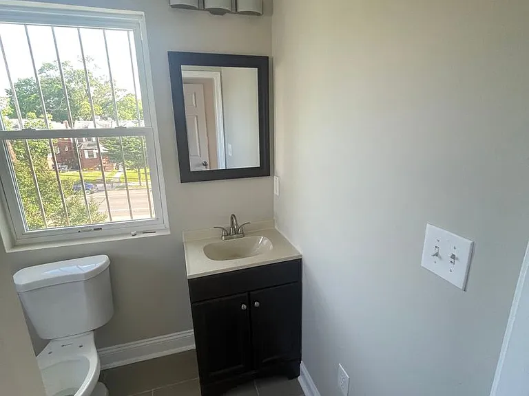 5032 E Capitol St NE — Photo 20
