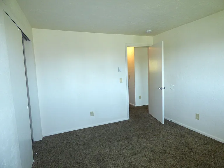 1003-1085 Savage Rd NE — Photo 16