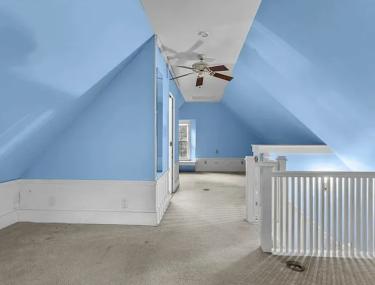 708 E Lake Dr — Photo 23