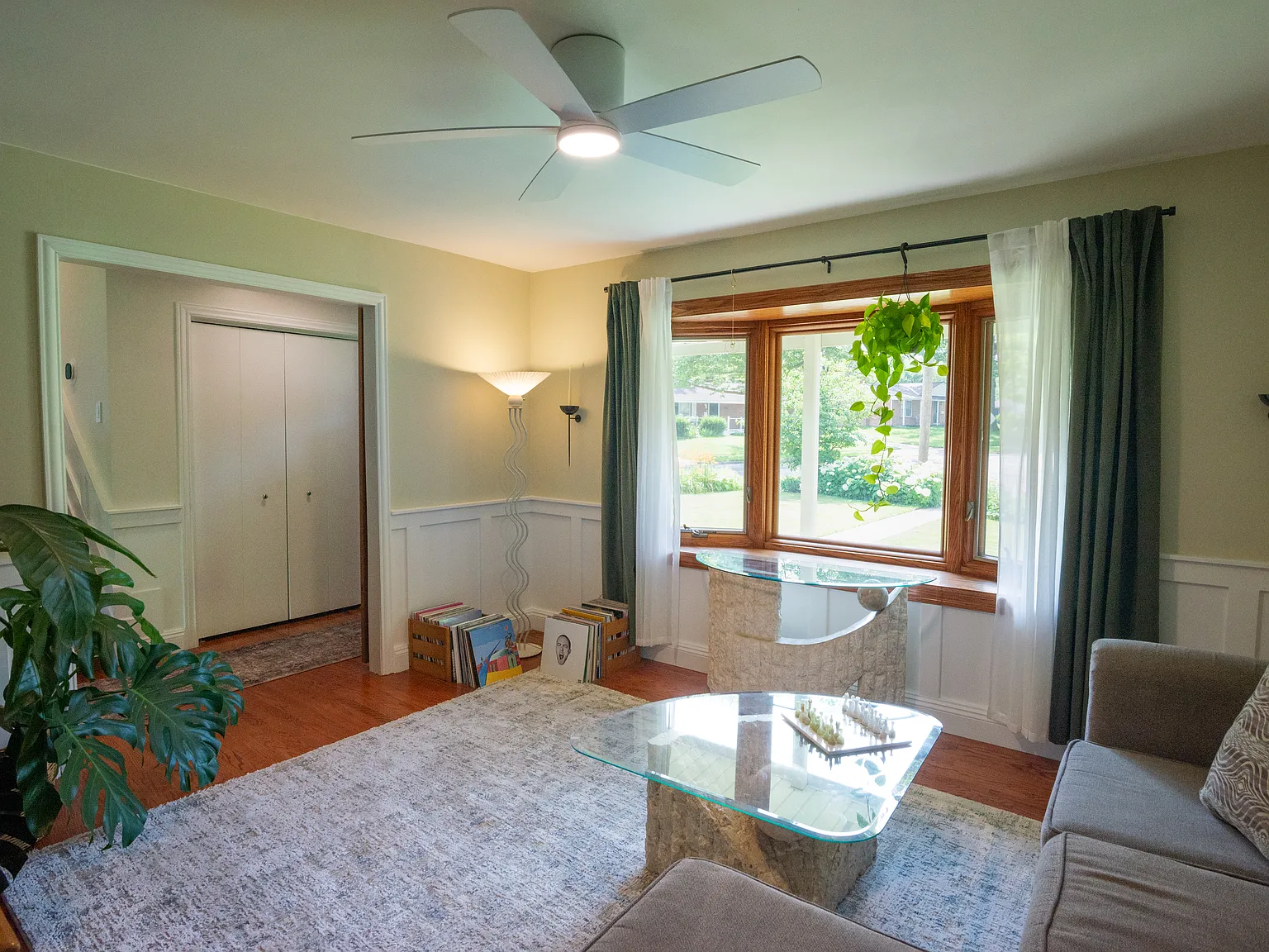 3 bed, 1428 sqft, $3,500 — Photo 4