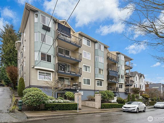 2nd image of 8720 Phinney Avenue N #21