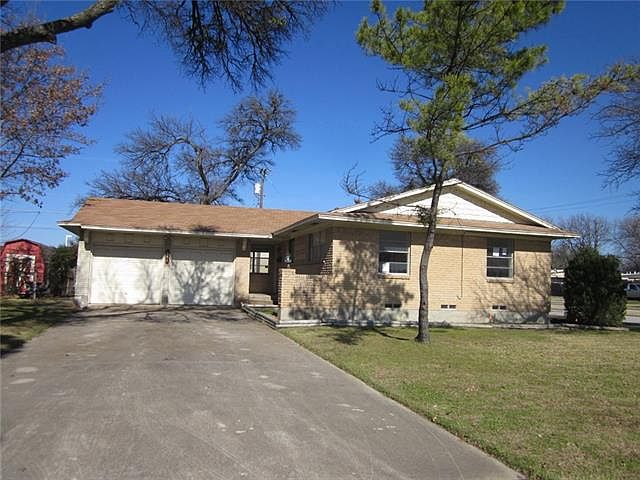 1st image of 541 Royal Crest Dr