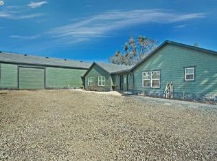 1157 Troost St, Roseburg, OR 97471