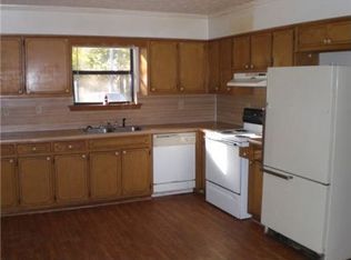 32 Forest Pl, Lawrenceville, GA 30046