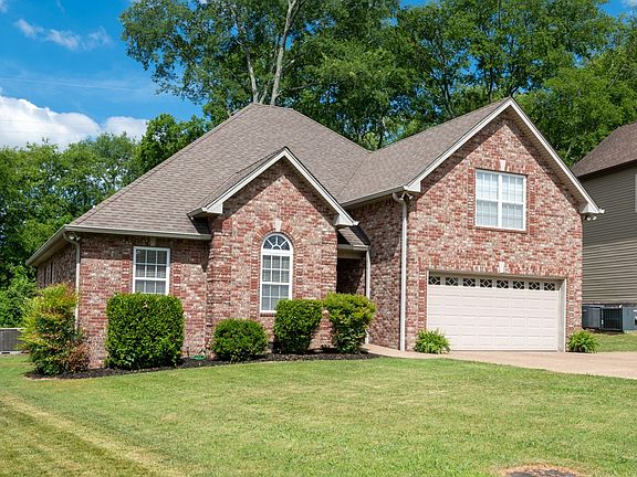 2nd image of 454 Marble Ct