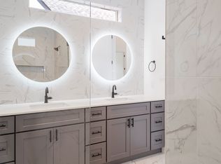 1139 N Madison Ave #105, Dallas, TX 75208