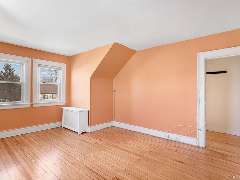 29 Neptune Ave #3 — Photo 2