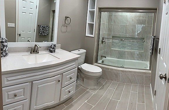 3rd image of 100 Daly Blvd APT 2104