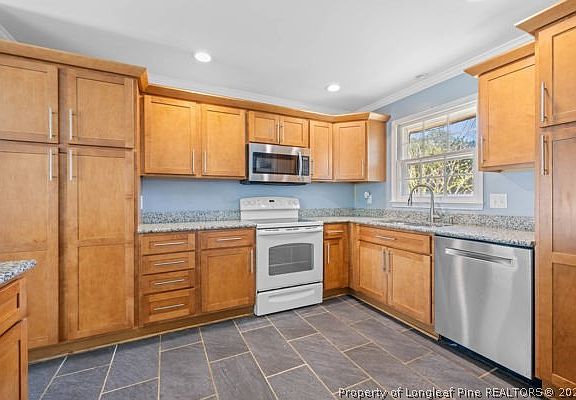 4th image of 1534 Trevino Dr