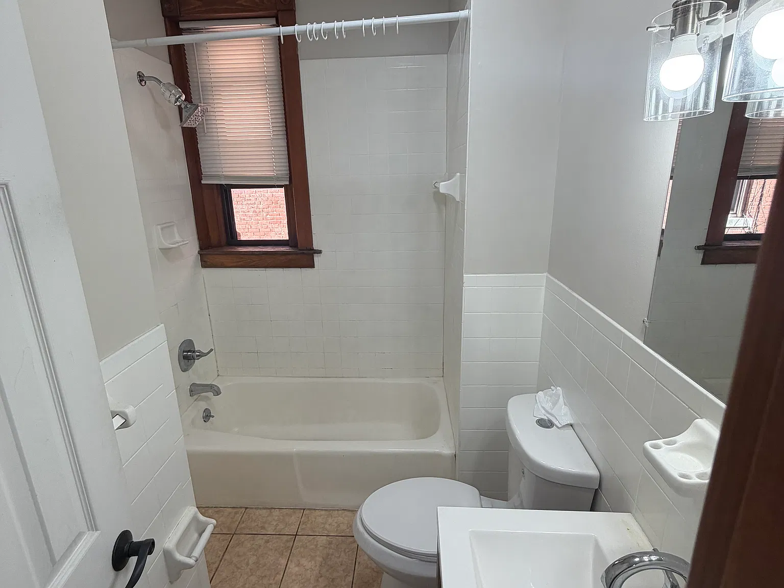 3 bed, $2,300 — Photo 4