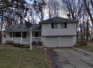 5047 E Rockwell Rd, Youngstown, OH 44515