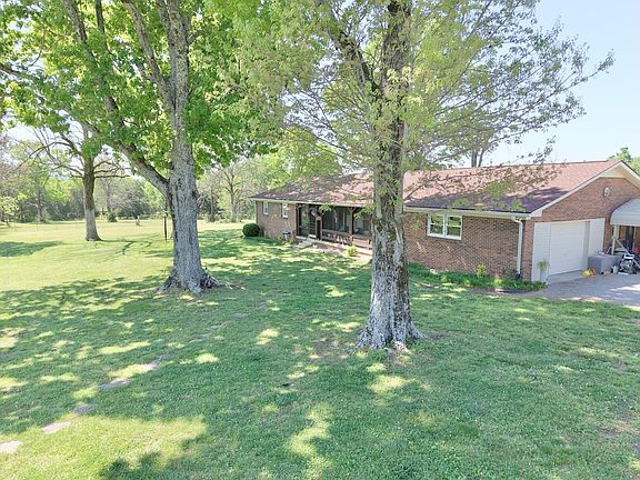 4th image of 3242 Holly Grove Rd