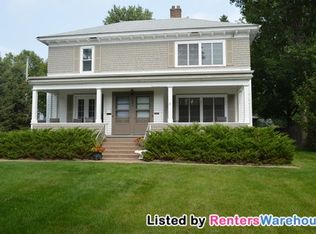 2241 2nd St, White Bear Lake, MN 55110