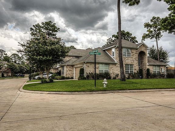 4th image of 2035 Marchwood Manor Dr