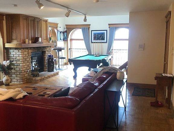 2nd image of 443 W Eugenie St APT 3W