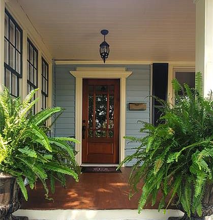 4th image of 149 E Charlotte Ave
