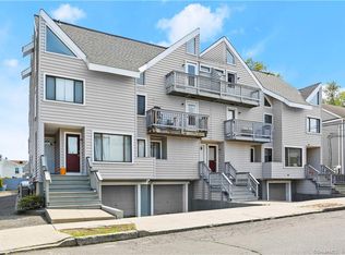 105 Tremont Ave APT B, Bridgeport, CT 06606