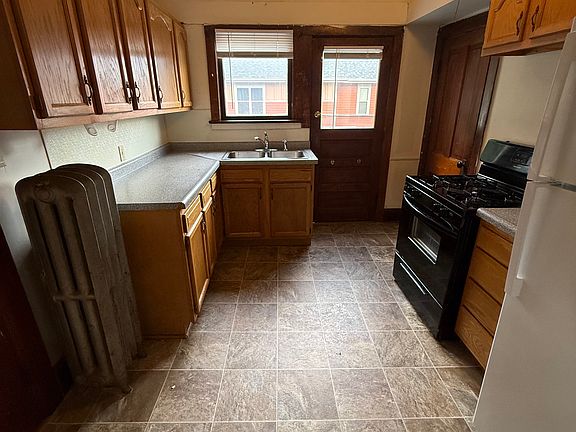 5th image of 1236 Mound St #2