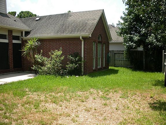 5th image of 8415 Trophy Place Dr