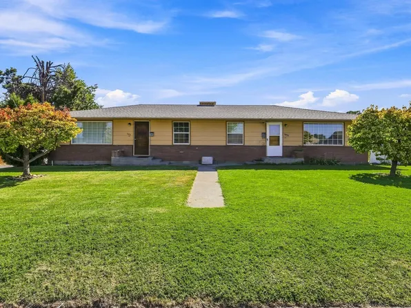 503 Hillcrest St, Grandview, WA 98930