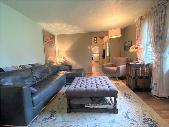 5th image of 2717 Catalina Dr