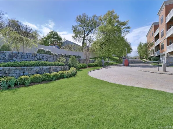 50 Stone Ridge Way APT 2G, Fairfield, CT 06824