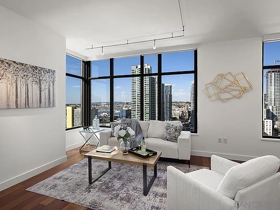 3rd image of 700 W East St Unit 1903