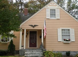 454 Pine St, Lowell, MA 01851