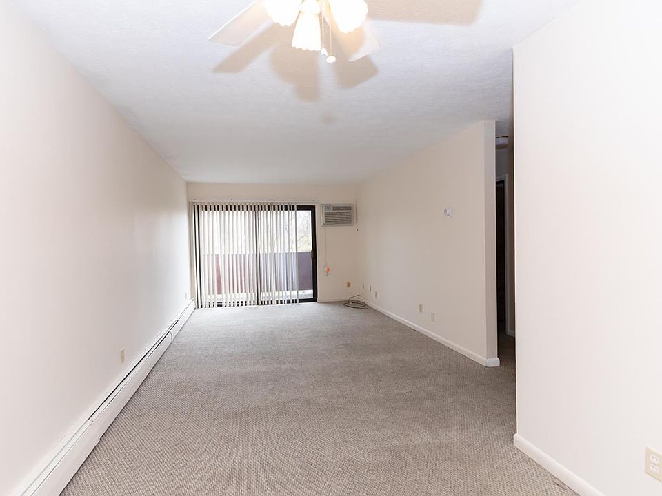 1st image of 4809 Chalet Dr