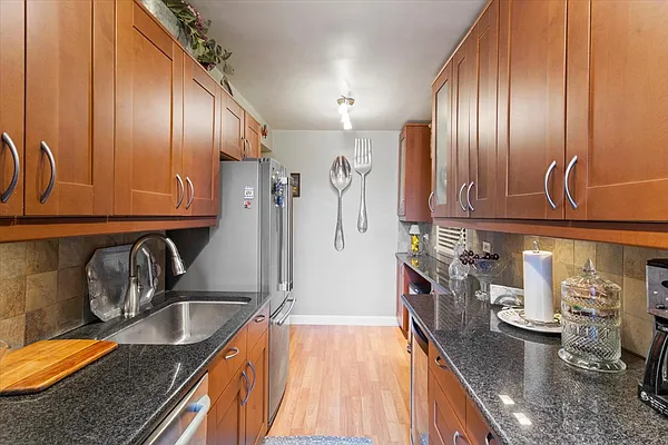 Sold by Compass | media 5