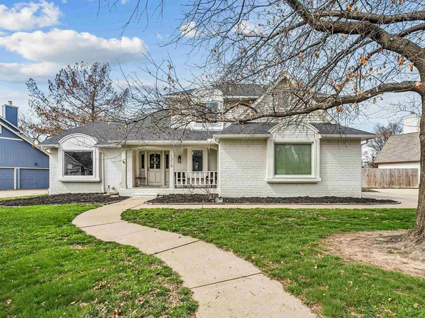1315 N Rutland Cir, Wichita, KS 67206