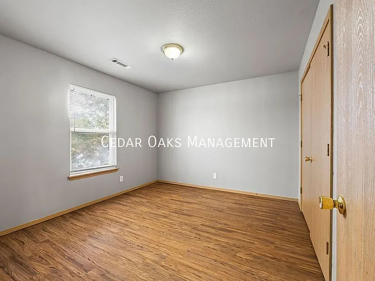 282 Erin Pl #202 — Photo 12