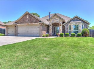 8536 Bella Cir, Choctaw, OK 73020