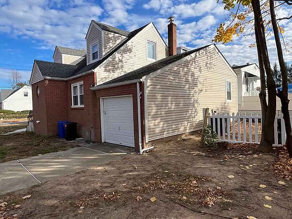 2nd image of 74 Bellevue Ave