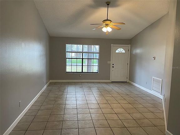 3rd image of 10026 Chesham Dr