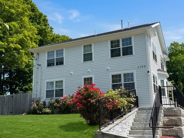 2253 Washington St #1, Canton, MA 02021
