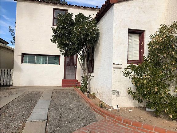 3rd image of 4107 Trowbridge Dr