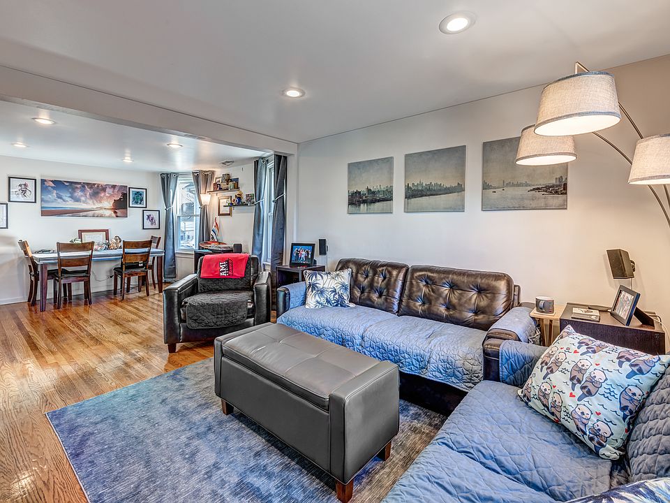 1st image of 4113 N Kenneth Ave #2