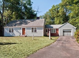 17 Constitution Rd, Hingham, MA 02043