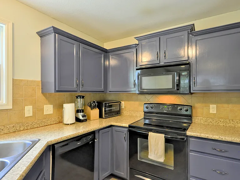 1212 Morstead Dr — Photo 19