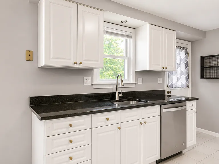 14 Bradford Rd #14 — Photo 11