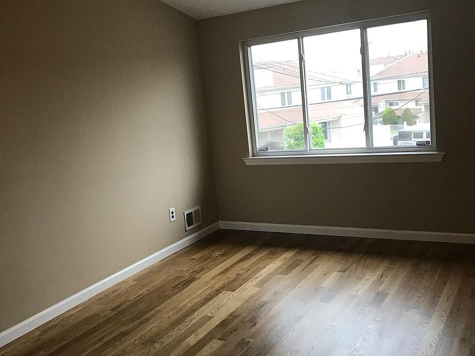 2nd image of 8410 19th Ave #D
