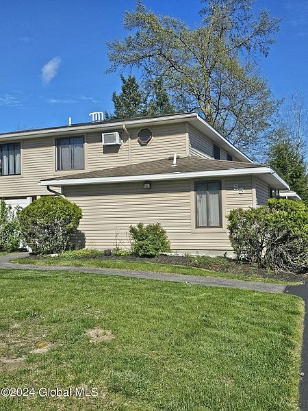 2nd image of 85 Yorkshire Drive