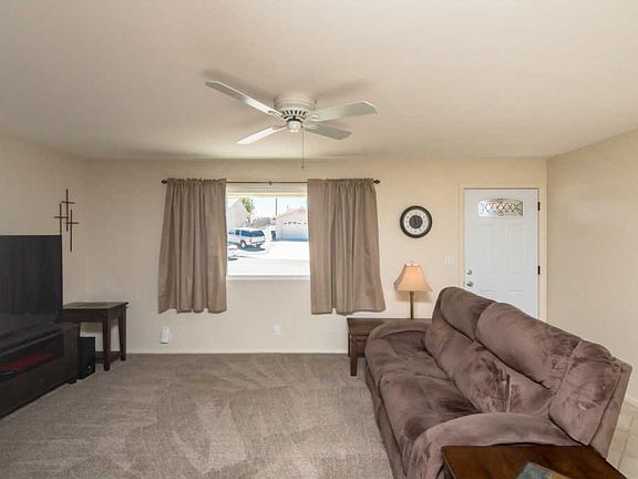 5th image of 3225 Hidden Valley Dr