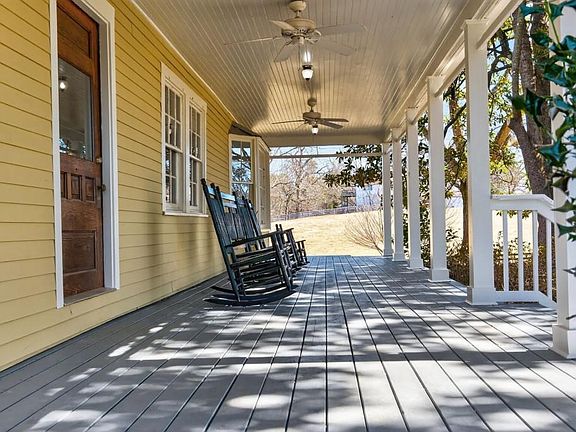 2nd image of 1060 Birmingham Rd