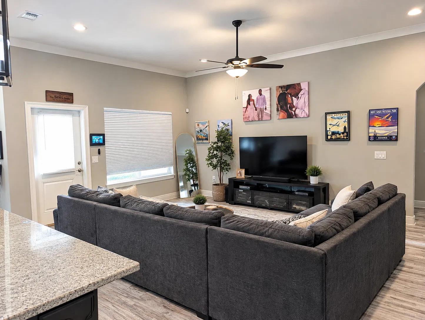 9079 East River Drive - 1 — Photo 4