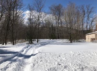 165 Roxbury Rd, Mexico, ME 04257