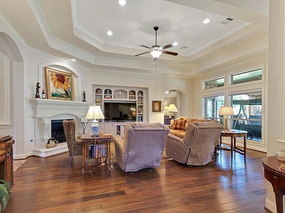 5th image of 2126 Graystone Hills Dr