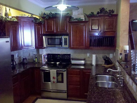 Upgraded Cabinets and lights