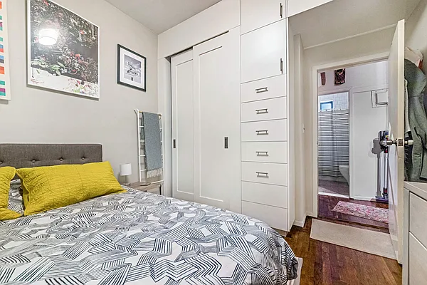 Sold by Compass | media 11